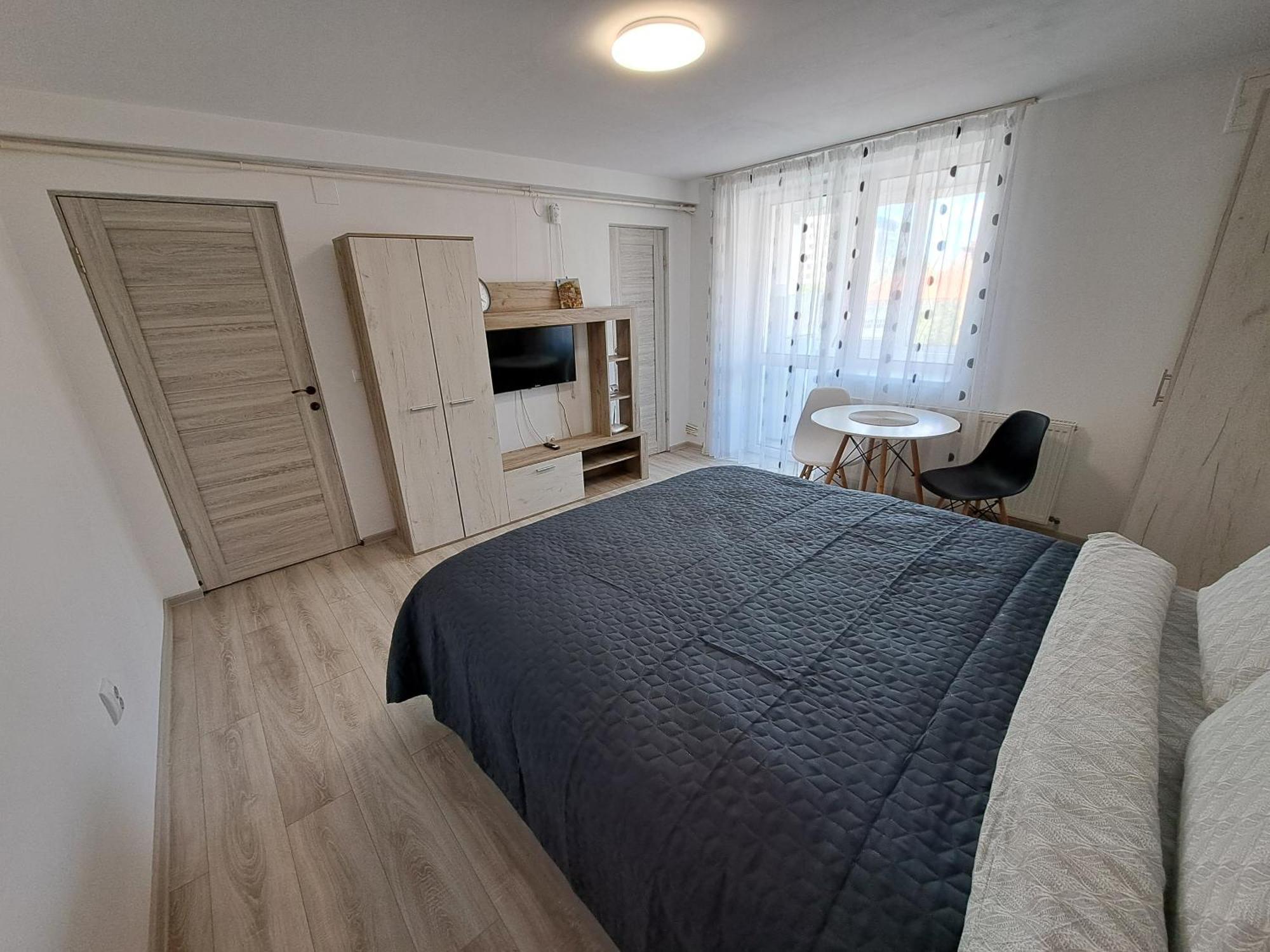 Garsoniera La Bulevard Brasov Bagian luar foto
